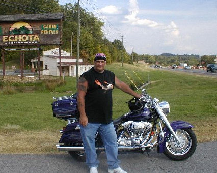 Motorcycle picture of a 2002 Harley-Davidson Road King Custom