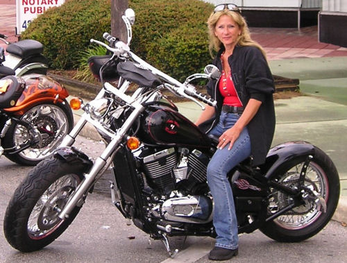 Motorcycle Picture of a 2005 Kawasaki Vulcan 800 Bobber