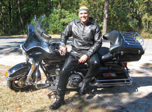 Motorcycle Picture of a 2007 Harley-Davidson Ultra Classic