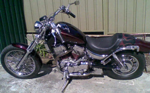 Motorcycle Picture of a 1993 Suzuki Intruder VS1400