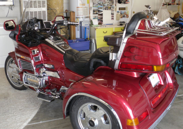 Motorcycle Picture of a 1994 Honda Gold Wing Trike