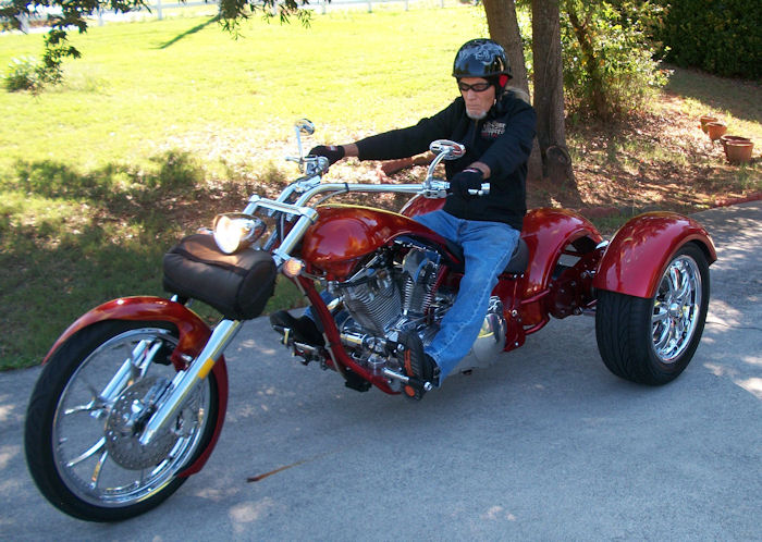 Motorcycle Picture of a 2007 Big Bear Chopper w/American Trike kit