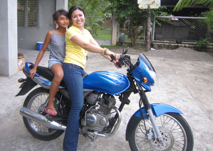 Motorcycle Picture of a 2004 Kawasaki 125cc