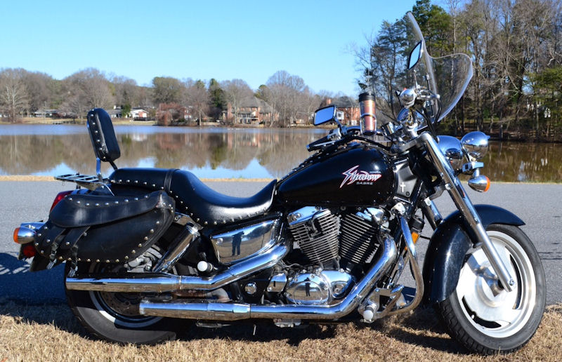 Motorcycle Picture of a 2000 Honda Shadow Sabre 1100